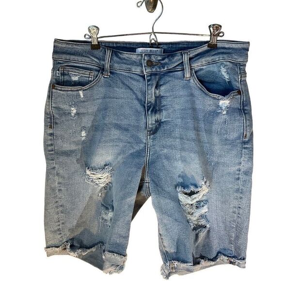 Judy Blue Distressed Cut Off Jean Shorts, 2XL - Picture 1 of 13